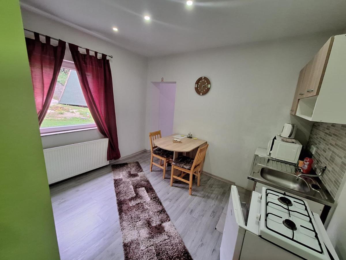 Apartmani Lana SJJ Exterior foto
