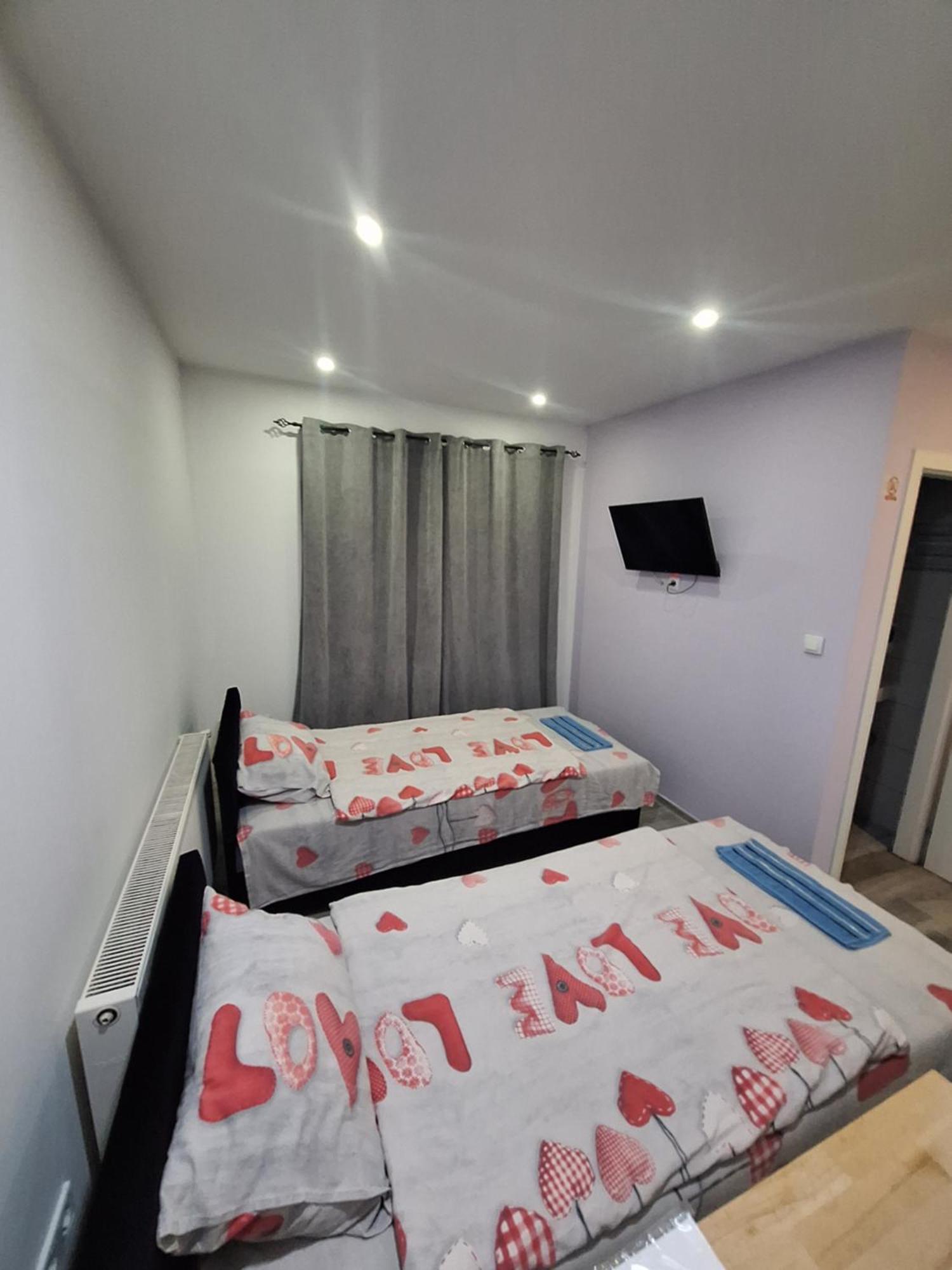Apartmani Lana SJJ Exterior foto