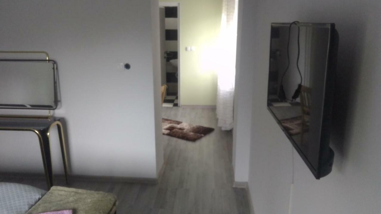Apartmani Lana SJJ Exterior foto